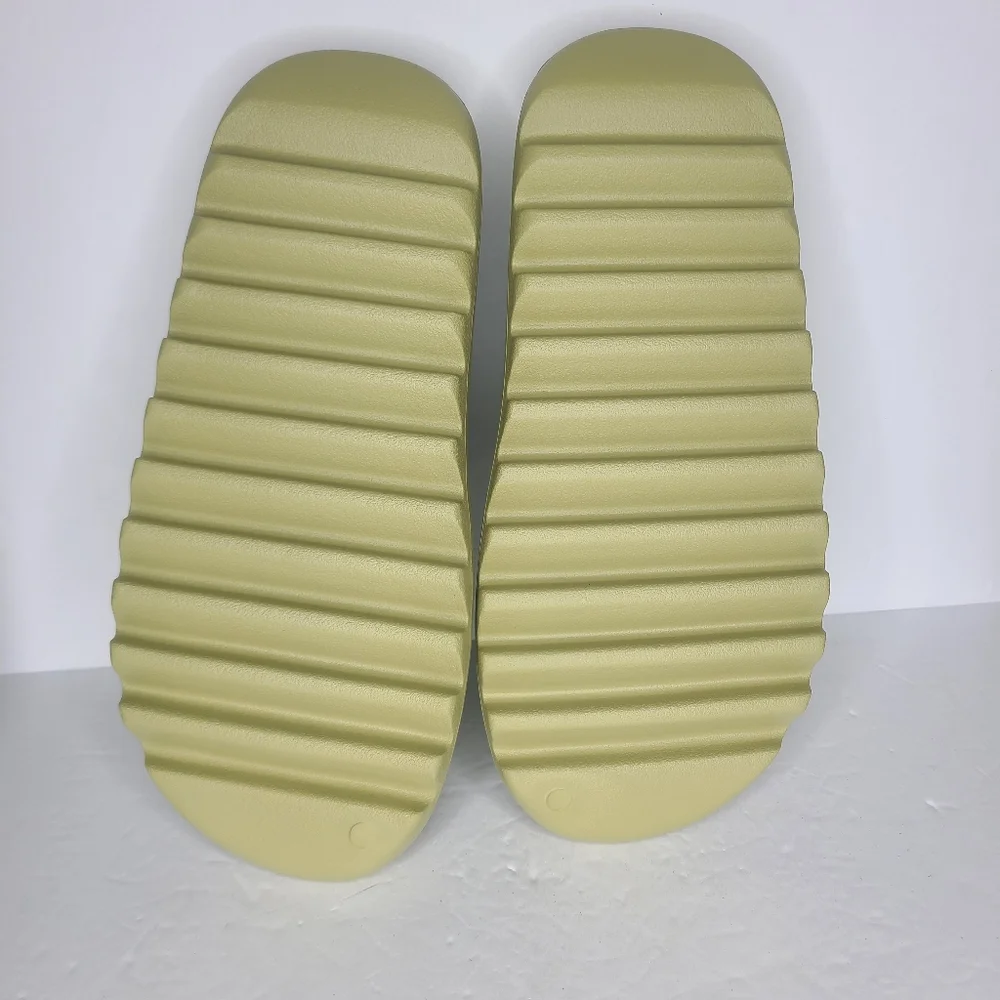Adidas Yeezy Slide‎ Resin Size 12